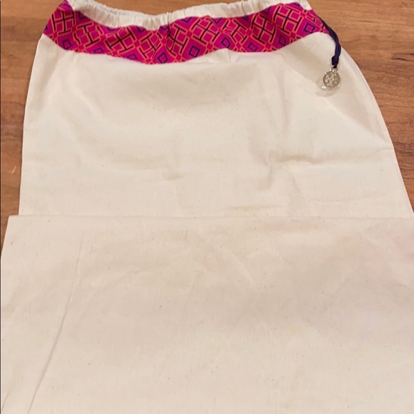 Tory Burch sleeper bag for boots XL 22”x22” - Picture 5 of 9